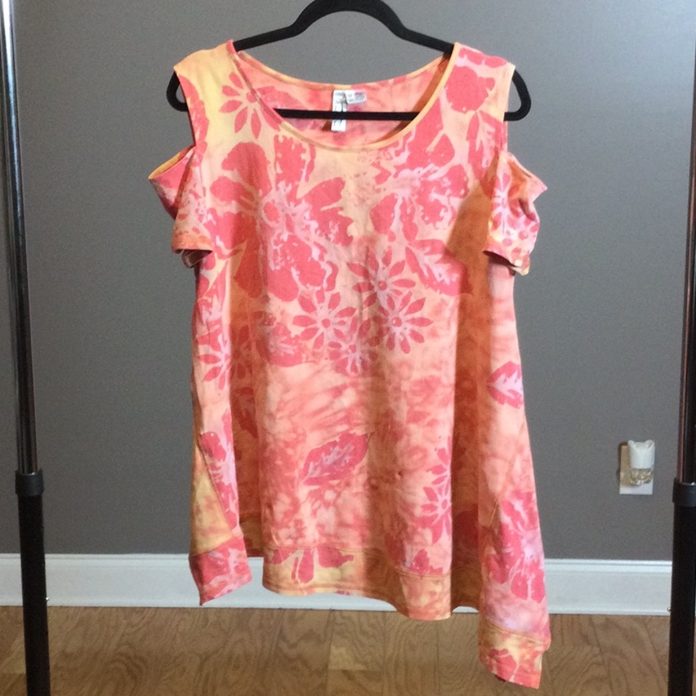 M Winter Sun Pink Orange Floral Cold-Shoulder Asymmetrical Top